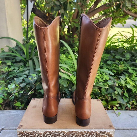 Western Chic Frye Leather Cognac Boots - Picture 15 of 16